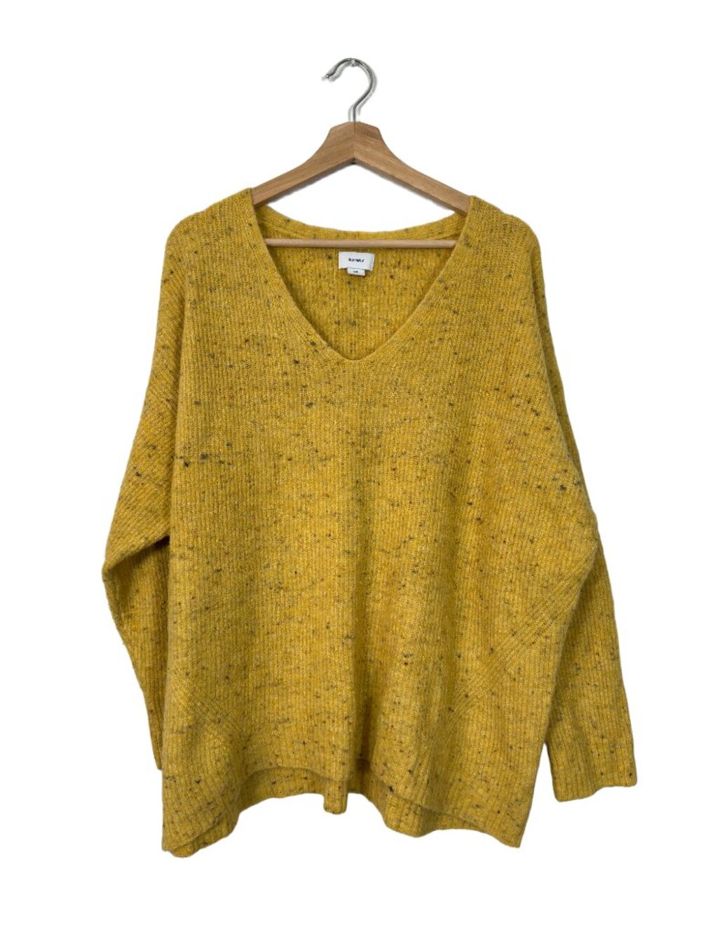 Old Navy Women's V-Neck Sweater Size XXL Yellow Cozy Classic Comfy Warm Soft